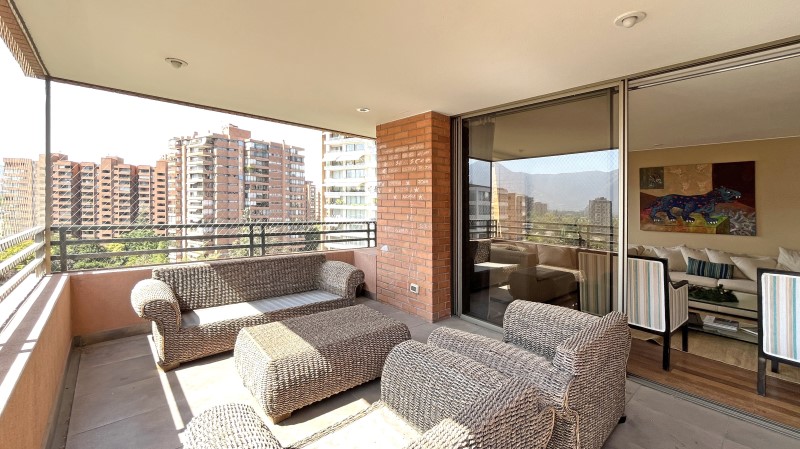 TERRAZA NORORIENTE | UBICACI�N PRIVILEGIADA LAS CONDES