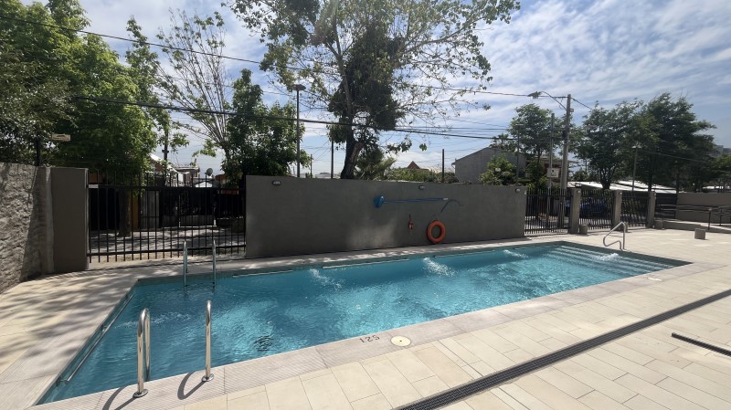 ORIENTE, NUEVO, BAJOS GASTOS COMUNES