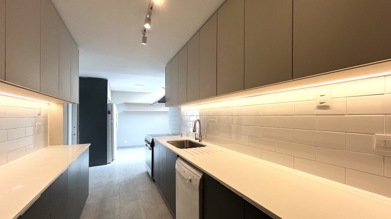 COCINA REMODELADA, CLUB DE POLO, PISCINA